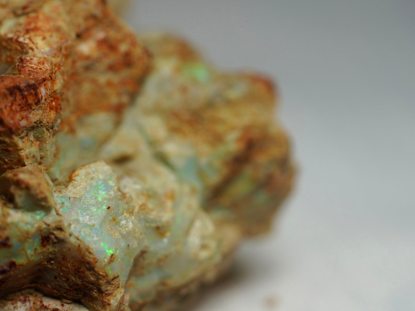 'Rocky Mountain'- Opal Pineapple